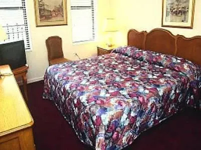Amsterdam Inn-1