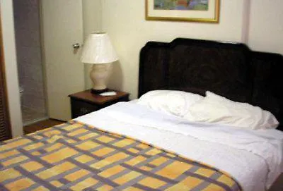 Amsterdam Inn-2